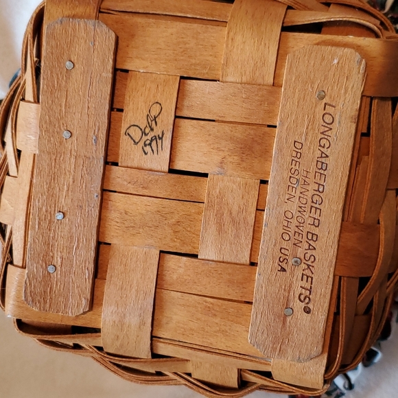 Longaberger Christmas basket - Picture 6 of 7